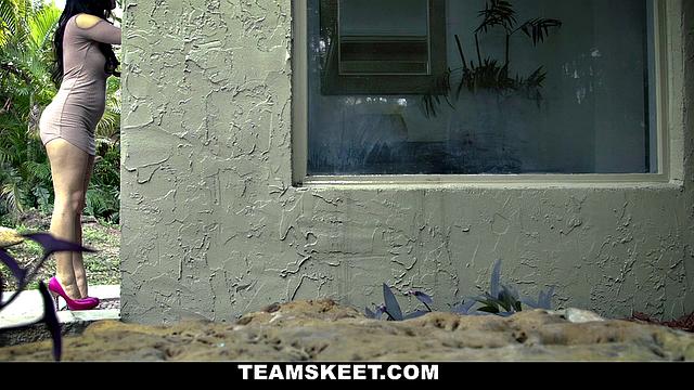 Can't Hide That Booty