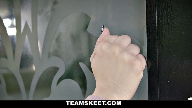 Can't Hide That Booty