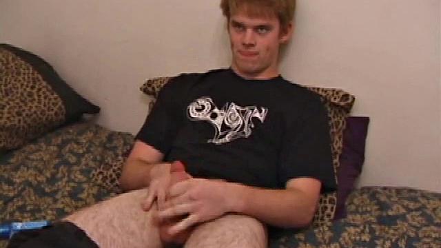 Tre Bone starts by stroking slowly and after lubing up, he really gets into it. He whips out his little red vibrator, shoves it in deep and gets his cock stiff.