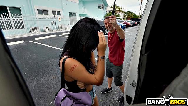 Penis Icing On Pussy