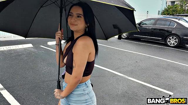 Penis Icing On Pussy