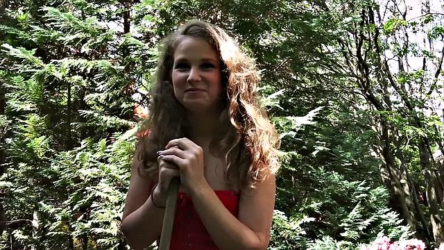 Blonde village babe with freckles gets nailed hard outdoors