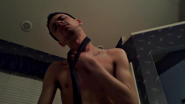 Skinny Amateur Landon Beats His Meat