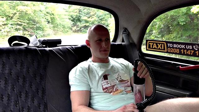 Blackhair busty cabbie sucks and rides her passenger