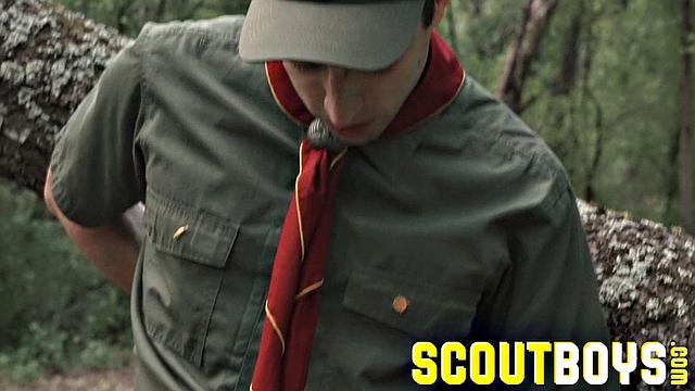 SCOUT NOAH - The Hike