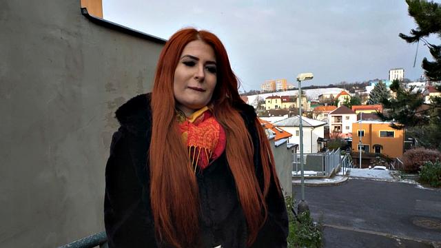 Amateur redhead babe fucked for money by stranger