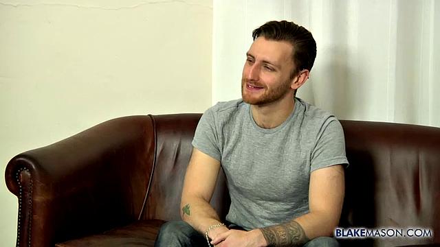 Тристан любит играть в игры - Тристан Стоун