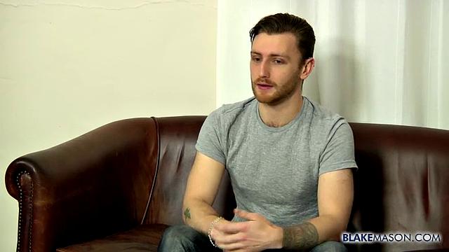 Тристан любит играть в игры - Тристан Стоун