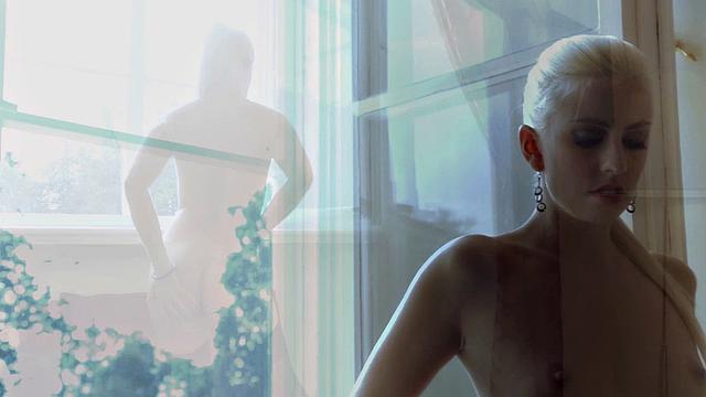 Window Sill Seductress