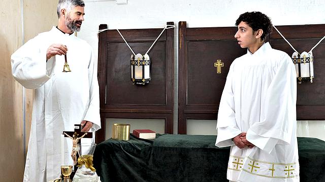 Carter Fore: Altar Practice
