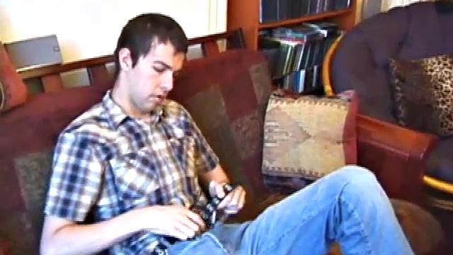 Luis Jerks Off