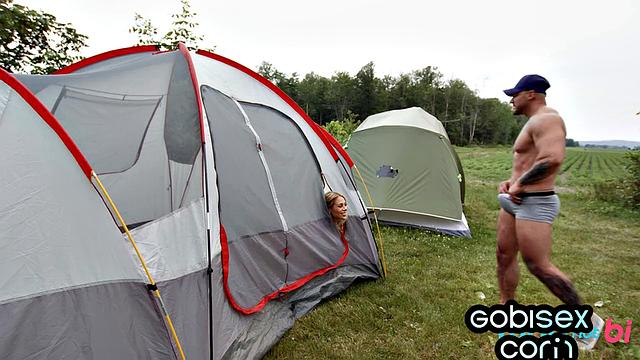 Outdoor bisexual threeway with bae