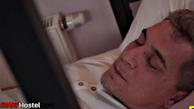 Amateur hostel spreading sweet cunt