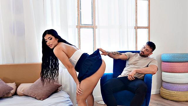 Squirting analized woman likes it rough