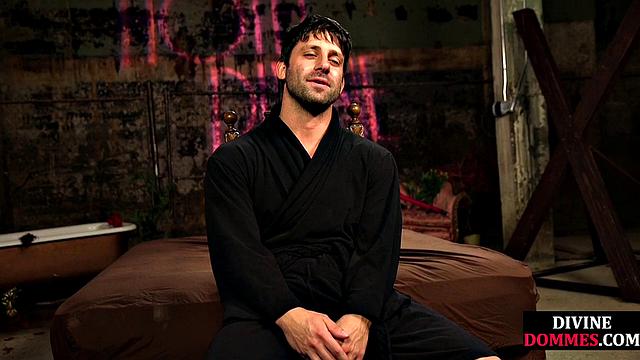 Latex domina pegging male