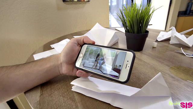 Stuck With My Step Sister - S2:E7