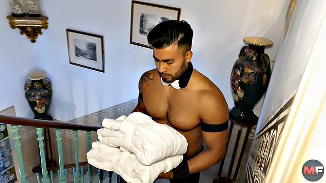 When Derek checks into the posh Royal Rooms Hotel, he always picks the full service option and that's exactly what he gets from the hot bartender. - Private adventure