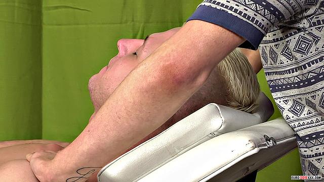 Deacon Hunter Bangs Ethan Oliver - Deacon Hunter & Ethan Oliver