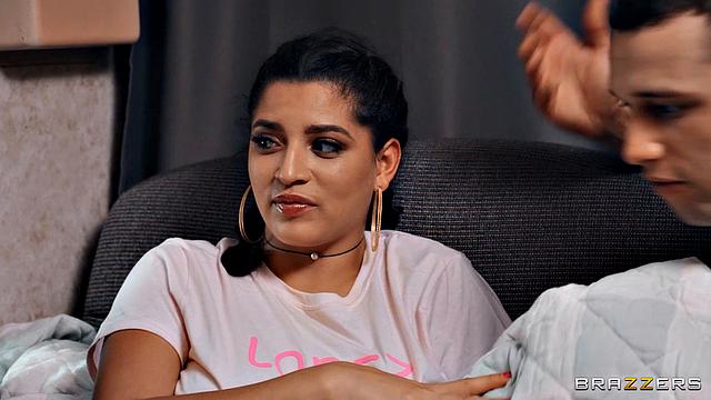 Wanderlusting! The Best Vacation Fucks