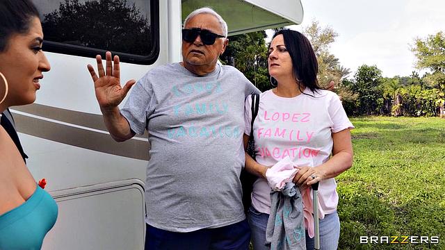 Wanderlusting! The Best Vacation Fucks