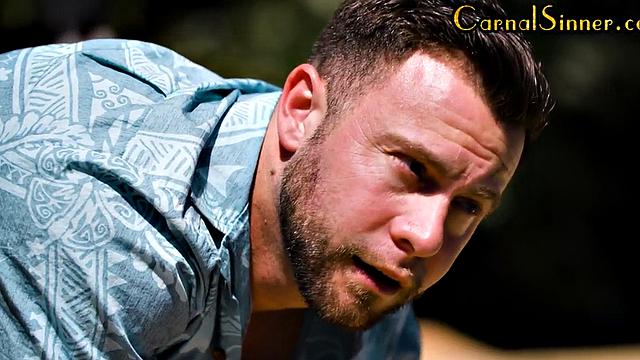 зрелая с большими сиськами скачет и получает по полной