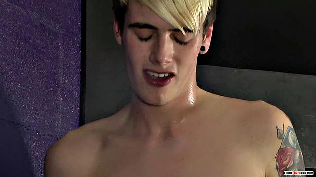 Rhys Casey Pounds Ethan Oliver's Ass - Ethan Oliver & Rhys Casey