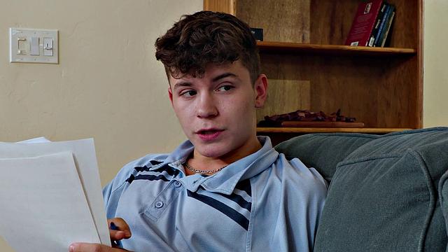 College Tutor Makes Twinks Asshole Sing - Trevor Harris, Drake Von - NextDoorTwink