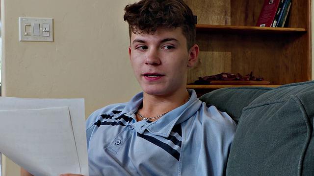 College Tutor Makes Twinks Asshole Sing - Trevor Harris, Drake Von - NextDoorTwink