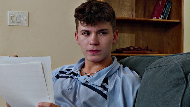 College Tutor Makes Twinks Asshole Sing - Trevor Harris, Drake Von - NextDoorTwink