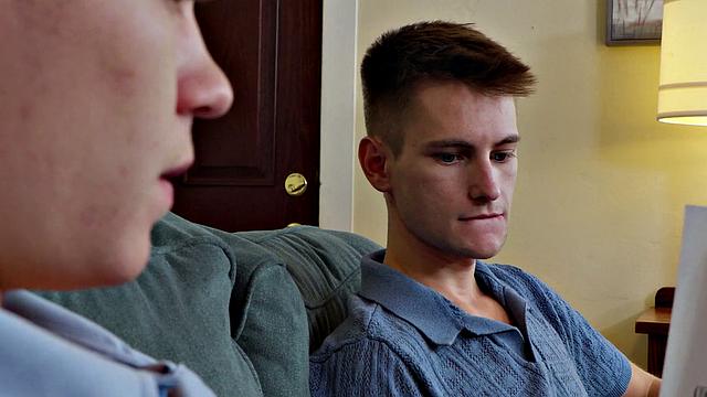 College Tutor Makes Twinks Asshole Sing - Trevor Harris, Drake Von - NextDoorTwink