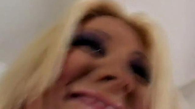 Hot blonde whore getting it deep