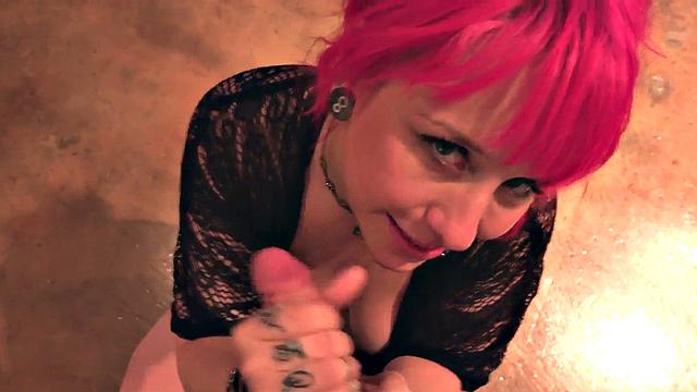 BJ amateur babe with pierced mouth sucks in real POV