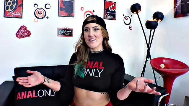 Electra's Anal Pounding