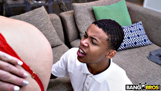 Joslyn Dominates Dick