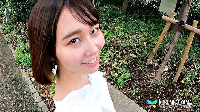 Kurumi Aoyama is our newest model to come to Tenshigao