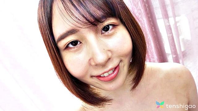 Kurumi Aoyama is our newest model to come to Tenshigao