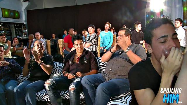 Real strippers cock sucked by amateurs