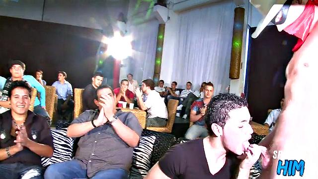 Real strippers cock sucked by amateurs