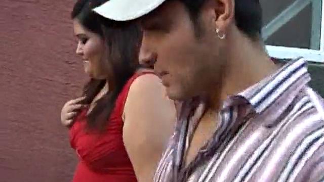 Pretty Lindsey Swallowing a Cock