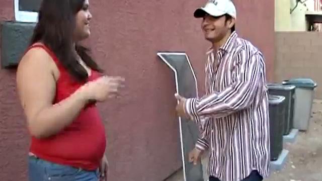 Pretty Lindsey Swallowing a Cock