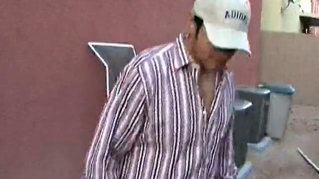 Pretty Lindsey Swallowing a Cock