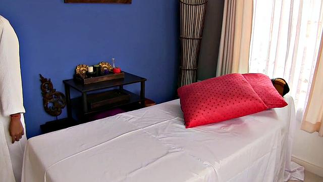 Thai Massage #13