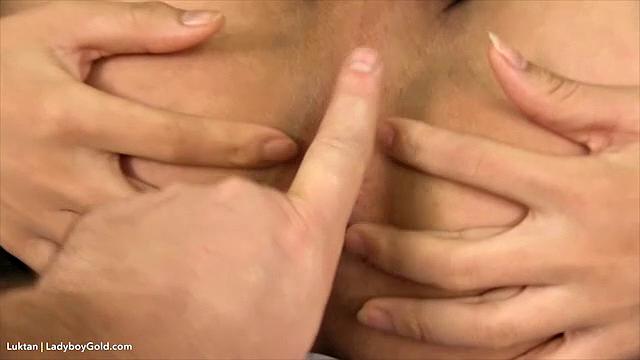 Luktan: Itty Bitty Polka Dot Bikini