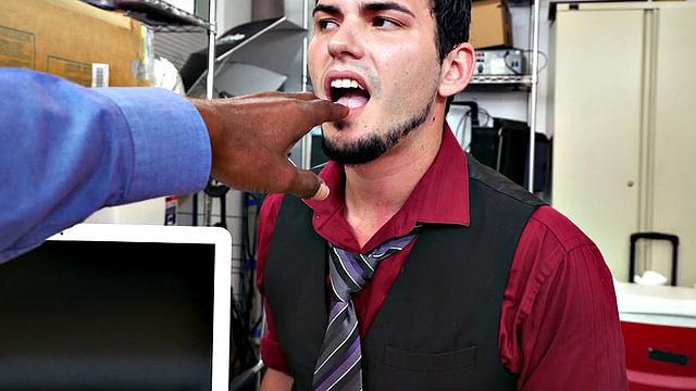 White bottom smashed by Black dominant top in office