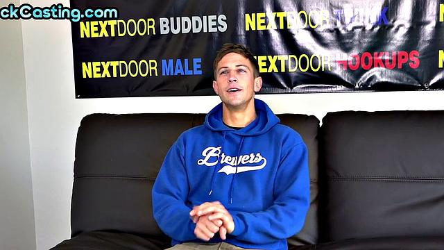 Amateur sexy and fit stud jerks on casting after interview