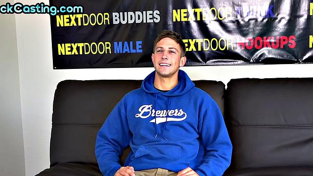 Amateur sexy and fit stud jerks on casting after interview