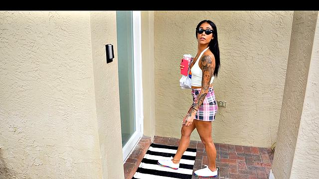 Punishing a Small Intruder