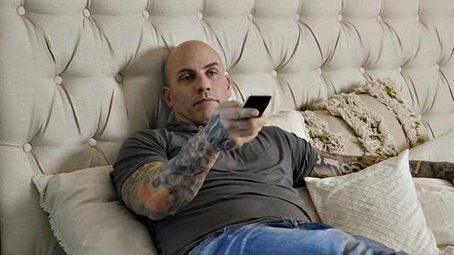 Cuntramming busty cougar