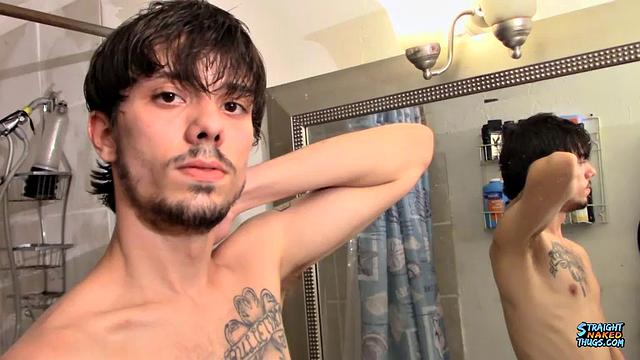 Relaxing & Jerking Off With Bi Chad - Chad Turner