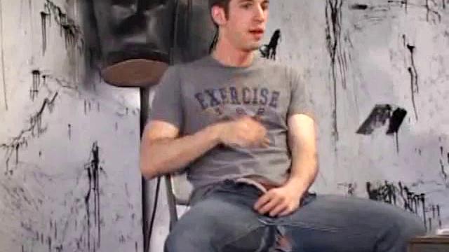 Gabriel Turner Jerks Off